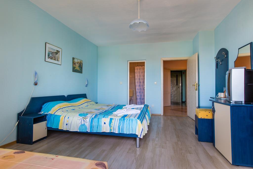 Guest House ,, Ekaterina" Nessebar Exterior foto